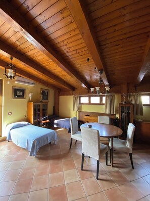 Dining - B&B La Rosa: unique apartment 9 beds (Salerno)