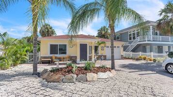 House, Multiple Beds (Indian Rocks Retreat) | Exterior