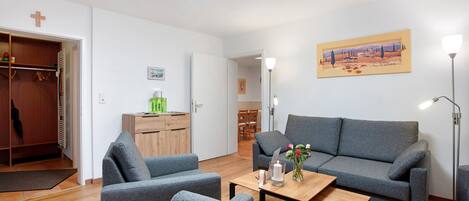 Fernseher, Stereoanlage