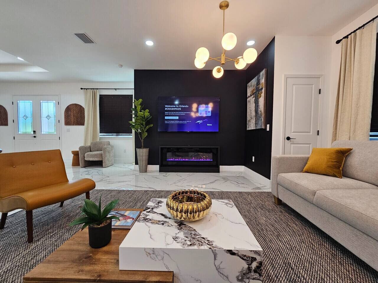 Smart TV, fireplace, stereo