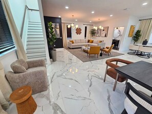 Interior - 5/4 King bed LUX Arcade near WP/CP & DT Orlando ‼️ (Winter Park)