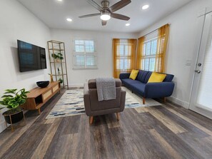 Smart TV - Historical SodoHouse DT near hospitals - Sleeps 11 (Orlando)