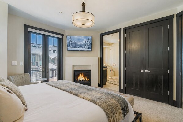 3 bedrooms, desk, iron/ironing board, free WiFi - Tranquil Blackstone 3688 Getaway Walk to Cabriolet Lift (Park City)