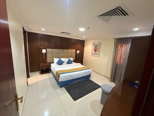 Al Jury Serviced Apartments