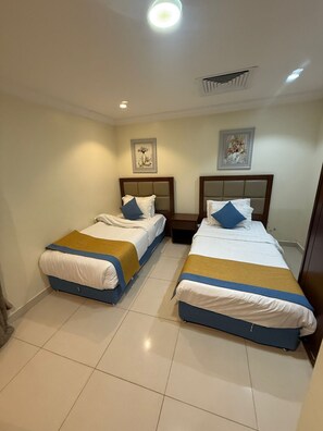 جناح ديلوكس | خزنة داخل الغرفة وتجهيزات عازلة للصوت وواي فاي مجانًا