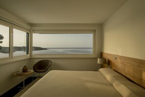 6 bedrooms, Internet, bed sheets - 6-bedroom villa in wonderful Es Cubells with AC (Es Cubells)