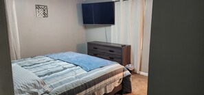 3 bedrooms, free WiFi, bed sheets