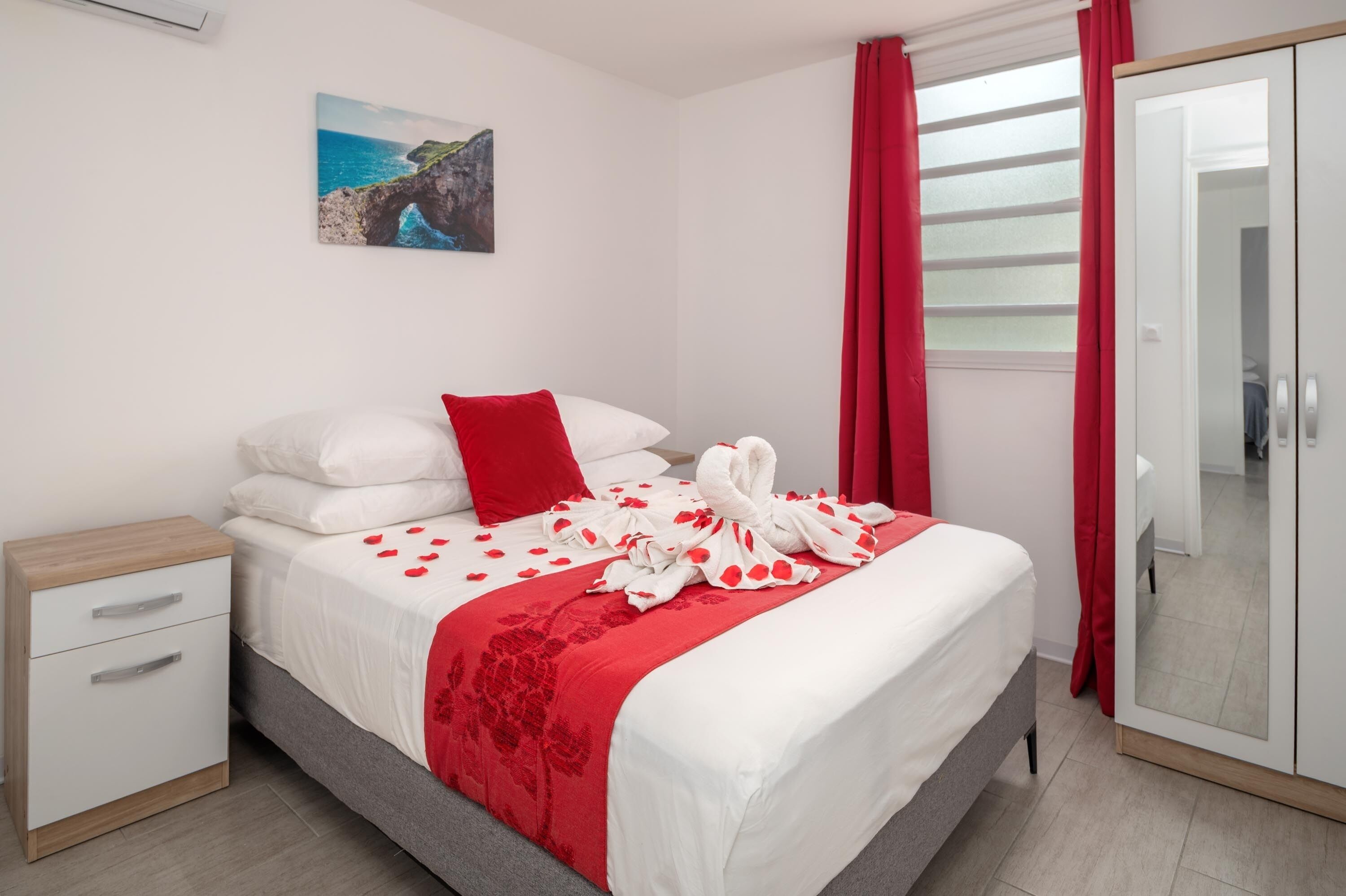 2 bedrooms, iron/ironing board, free WiFi, bed sheets