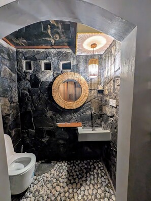 Room, 1 Bedroom, Smoking, Terrace | Bathroom