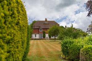 Exterior - St Mary's House, Worth, Deal, Kent (Deal)
