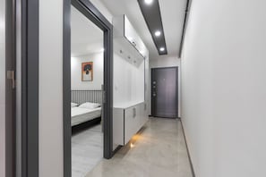Appartement familial, 2 chambres, non-fumeur, balcon | Draps en coton égyptien, literie de qualité, décor unique