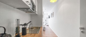 Entire home | Modern Studio-Apart | Netflix & Work