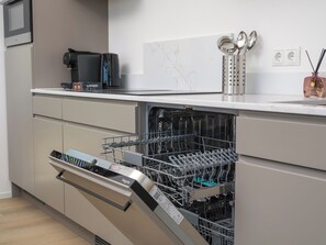 Fridge, microwave, dishwasher, coffee/tea maker
