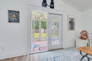 Interior - The Dive Locker- 5 min to the Beach Sleeps 10 (Panama City Beach)