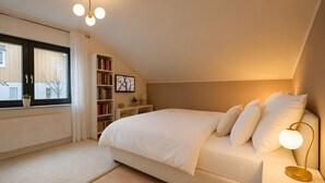 2 bedrooms, iron/ironing board, WiFi, bed sheets - Apartment 'Am Wäldchen' with Shared Terrace, Shared Garden and Wi-Fi (Vöhl)