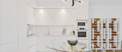 Fridge, microwave, oven, dishwasher