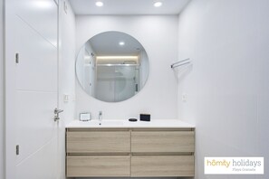 Shower, hair dryer, towels - Ref. 567641 (Motril)