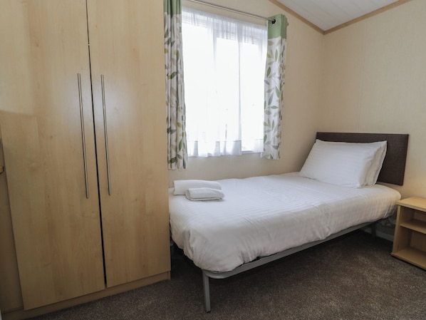 3 bedrooms, individually decorated, individually furnished, free WiFi