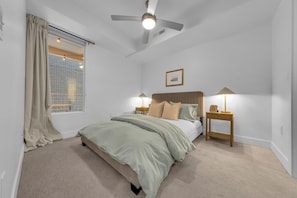 1 chambre, fer et planche à repasser, accès au Wi-Fi (inclus)