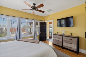3 bedrooms, WiFi, bed sheets