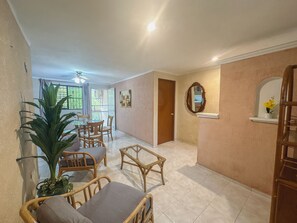 Interior - Apartment next to the estuary of Progreso! Near the ecopark El Corchito (Progreso)