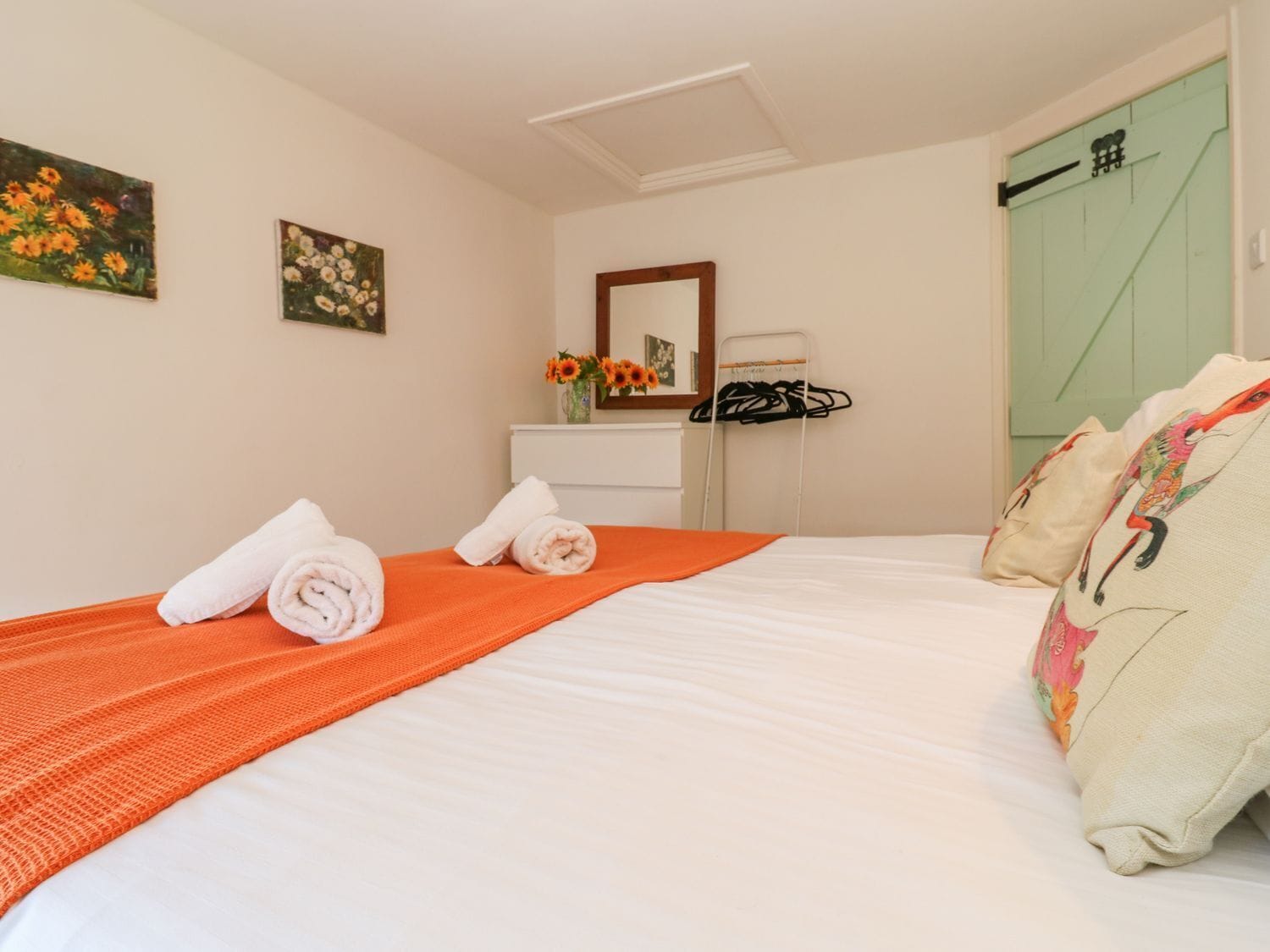3 bedrooms, free WiFi, individually decorated, individually furnished