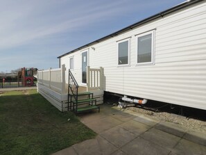 Exterior - Gold Caravan (Talybont)