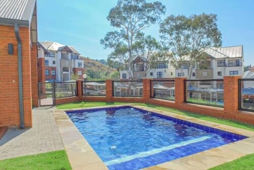 Cozy apartment: TV/Wi-Fi/Netflix