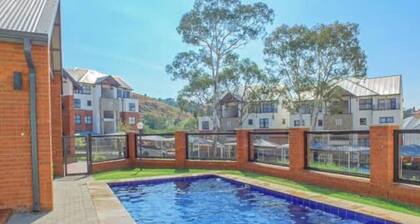 Cozy apartment: TV/Wi-Fi/Netflix