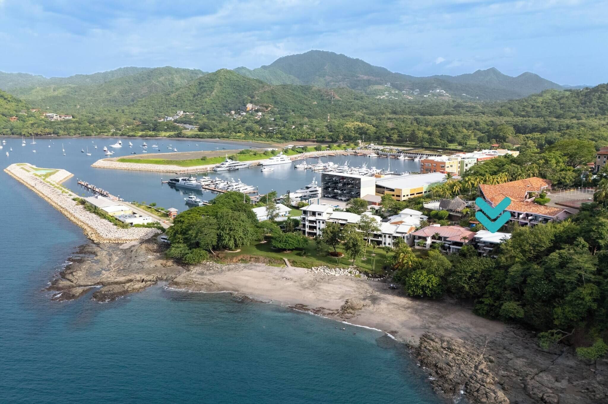 Condo, 2 phòng ngủ, ban công, quang cảnh vườn | Ngoại thất