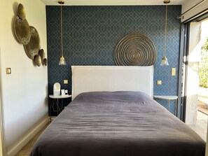 3 soverom, strykejern/-brett, wi-fi og sengetøy