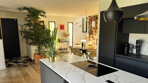 Uklassifisert bilde, 2 av 30, knapp