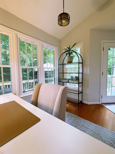The Cottage Hill is a charming 3-bed house in a primary location in Greensboro