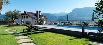 Appartement 'Katherina' avec vue sur la montagne, piscine commune et Wi-Fi