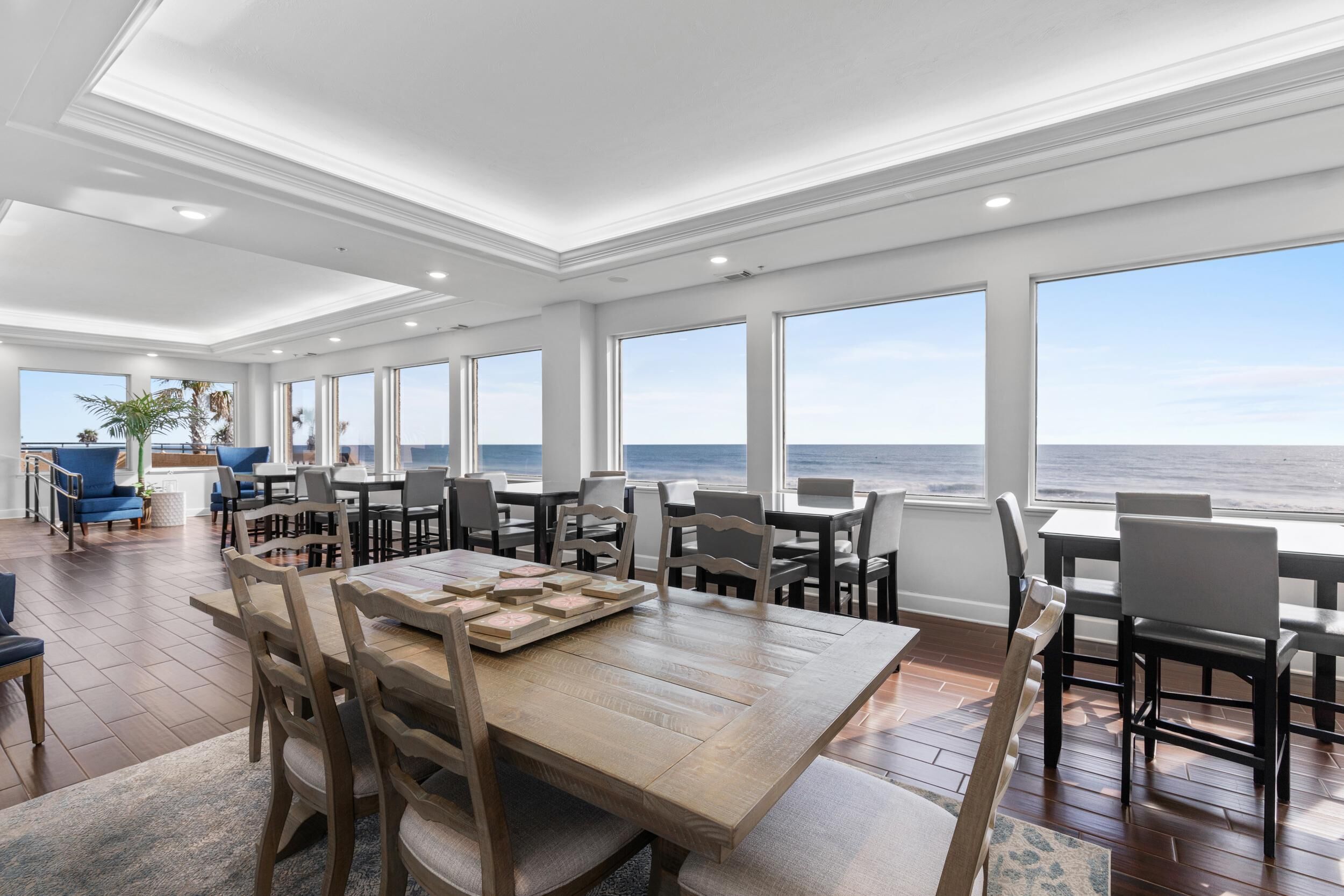 Condo, Multiple Beds (DiMucci Towers Ten 1604) | Dining