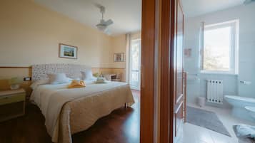 Double Room, Balcony, Garden View | Blackout drapes, iron/ironing board, free WiFi