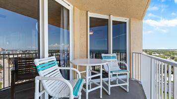 Condo, 1 cama King size (Oceania Plaza 808) | Áreas de la propiedad