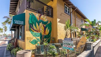 Condo, 1 cama King size (Oceania Plaza 808) | Exterior