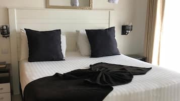 Standard Apartment, Balcony, Courtyard View | In-room safe, desk, laptop workspace, soundproofing