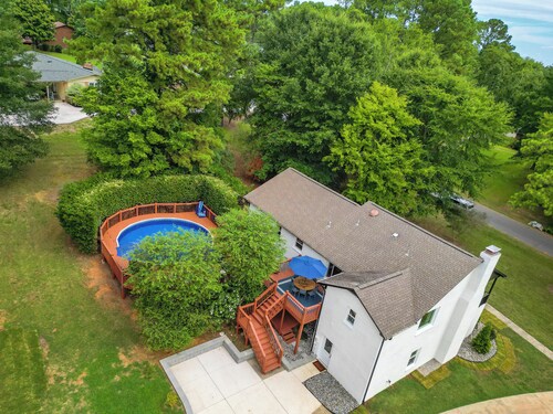 Near Carowinds-Spacious-Quiet Neighborhood-Private Seasonal Pool