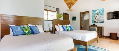 1 chambre, lit parapluie, draps fournis