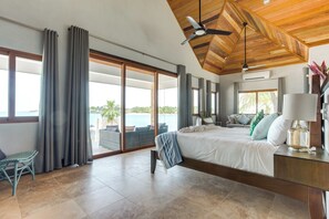7 bedrooms, travel cot, free WiFi, bed sheets - Enclave: Private Island, 7 Bungalows, All-Inclusive Luxury for Up to 22 Guests (Placencia)