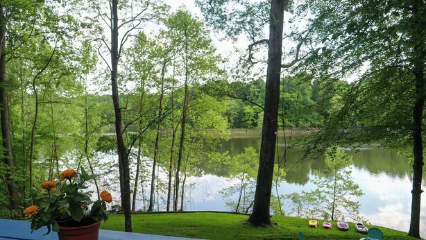 Property grounds - Waterfront, cozy 2-bedroom camper on Rough River Lake (Westview)