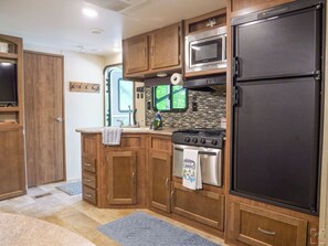 Microwave, oven, stovetop