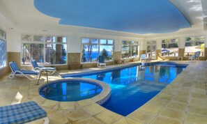 Piscina coperta, una piscina riscaldata