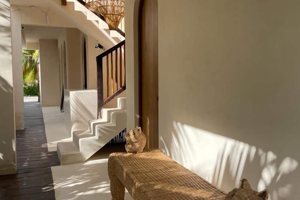 Casa Hood Boutique Hotel