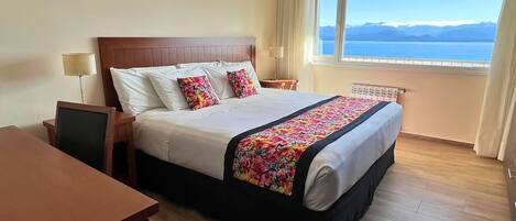 2 bedrooms, iron/ironing board, WiFi (free), bed sheets