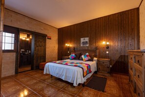 3 bedrooms, in-room safe, desk, iron/ironing board - Private Paradise in Fuerteventura · Pool, Barbecue, and Dream Beaches (CN)