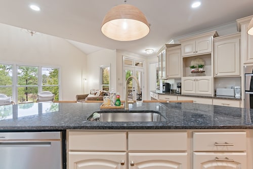 Oxmoor Retreat — RTJ Oxmoor Valley