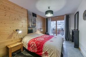 3 室のベッドルーム、WiFi